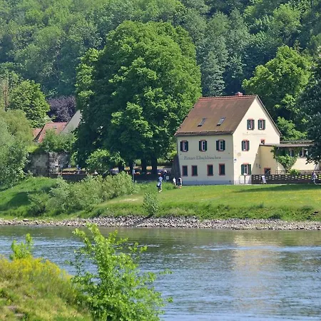 Konukevi Elbschloesschen Refugium